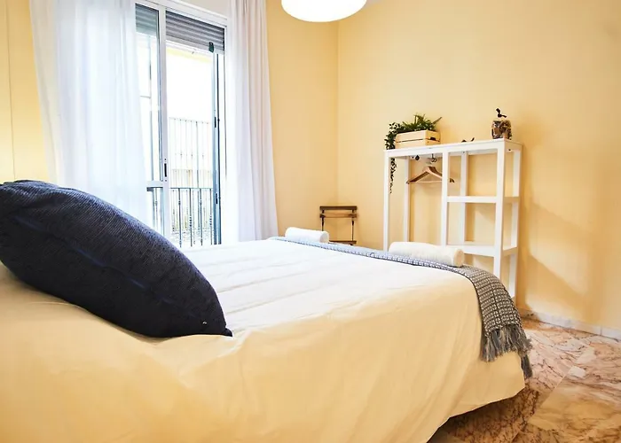 Escoberos Courtyard Duplex By Valcambre