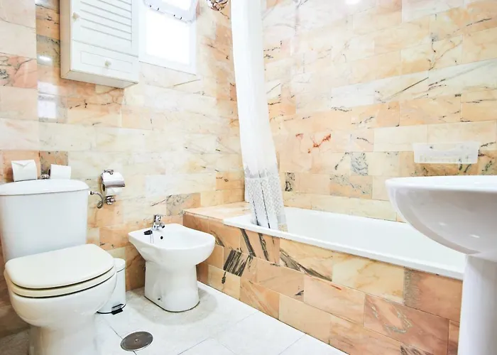 Escoberos Courtyard Duplex By Valcambre * セビリア