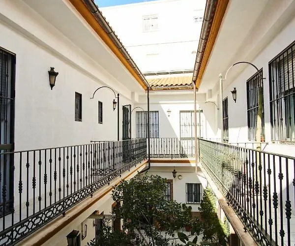 Escoberos Courtyard Duplex By Valcambre * セビリア